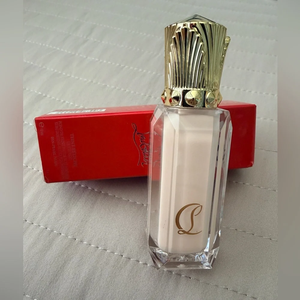NEW Christian Louboutin Teint Fétiche Le Fluide Liquid Foundation Pearl Nude 05N